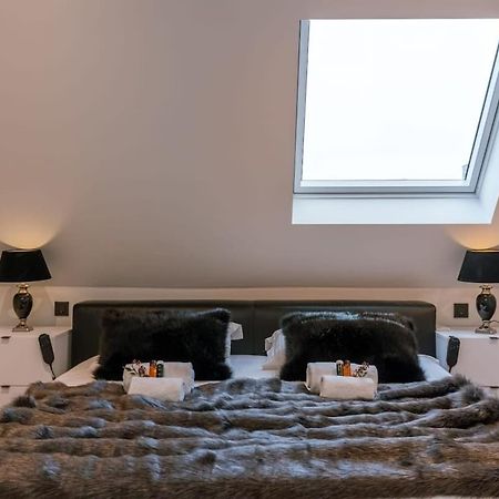 Huswell - Luxurious Apartment With Parking Beernem Exteriér fotografie