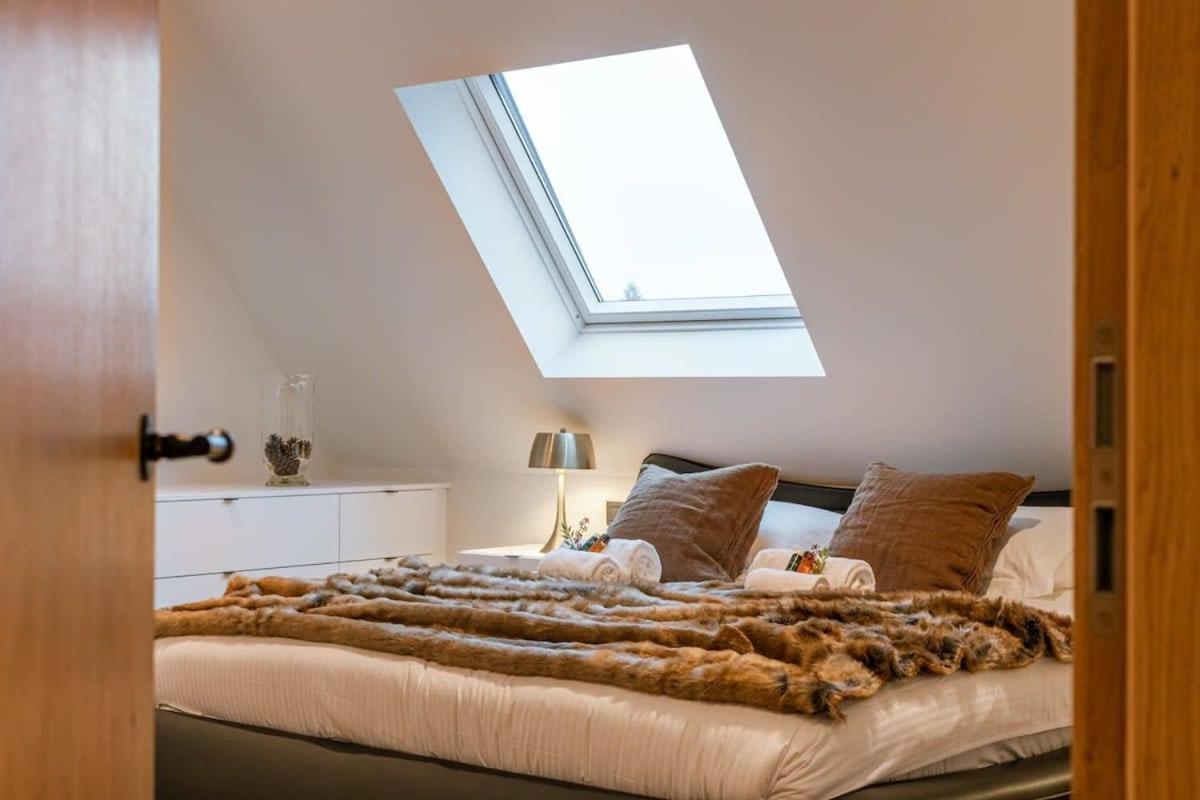Huswell - Luxurious Apartment With Parking Beernem Exteriér fotografie