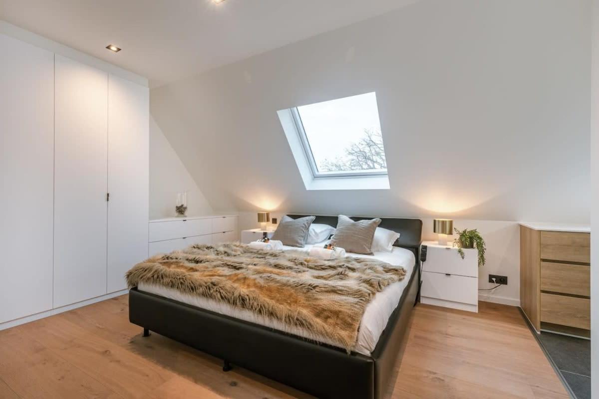Huswell - Luxurious Apartment With Parking Beernem Exteriér fotografie